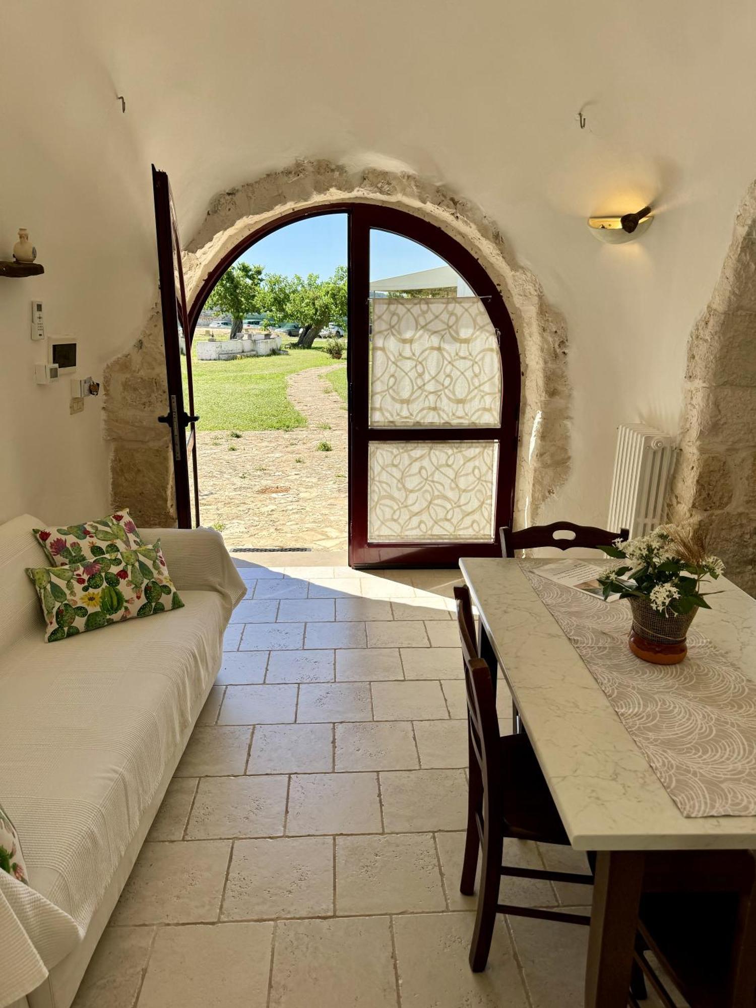 Masseria Ferri オストゥーニ エクステリア 写真