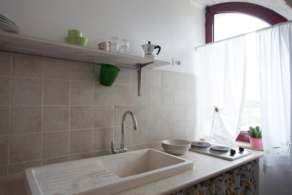 Masseria Ferri オストゥーニ 部屋 写真